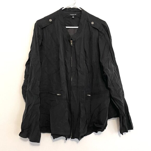 TORRID 4 Plus Size Black Peplum Jacket Solid Black Full Zip Lightweight Spring - Picture 2 of 16